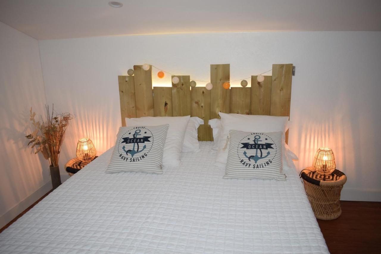 Domaine La Tuilerie Bed & Breakfast Guitres ภายนอก รูปภาพ