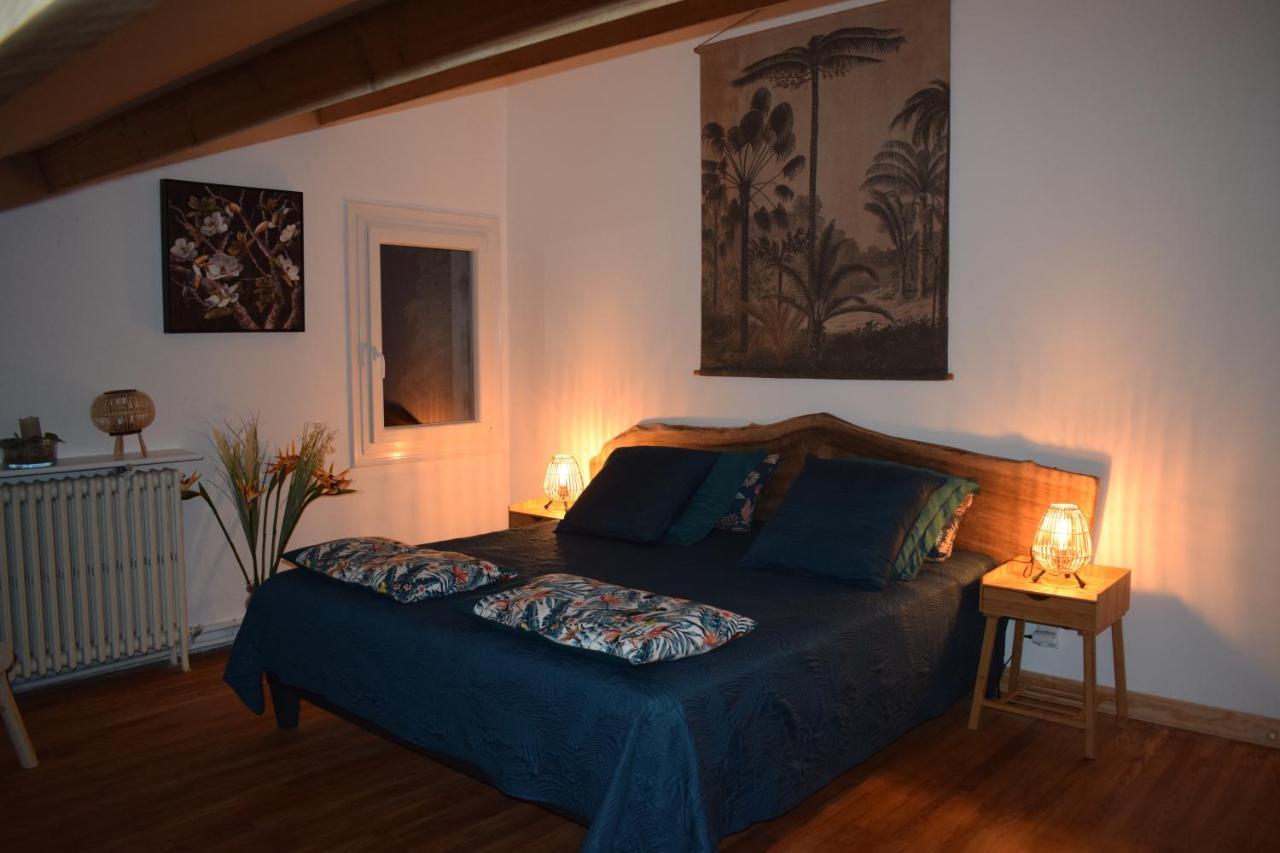 Domaine La Tuilerie Bed & Breakfast Guitres ภายนอก รูปภาพ
